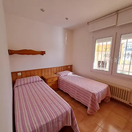Casa Carmenco בית נופש אמפוריבראבה